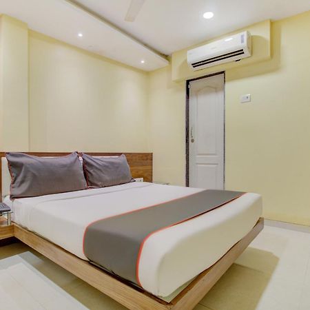 Hotel O Address Inn Мумбаи Экстерьер фото